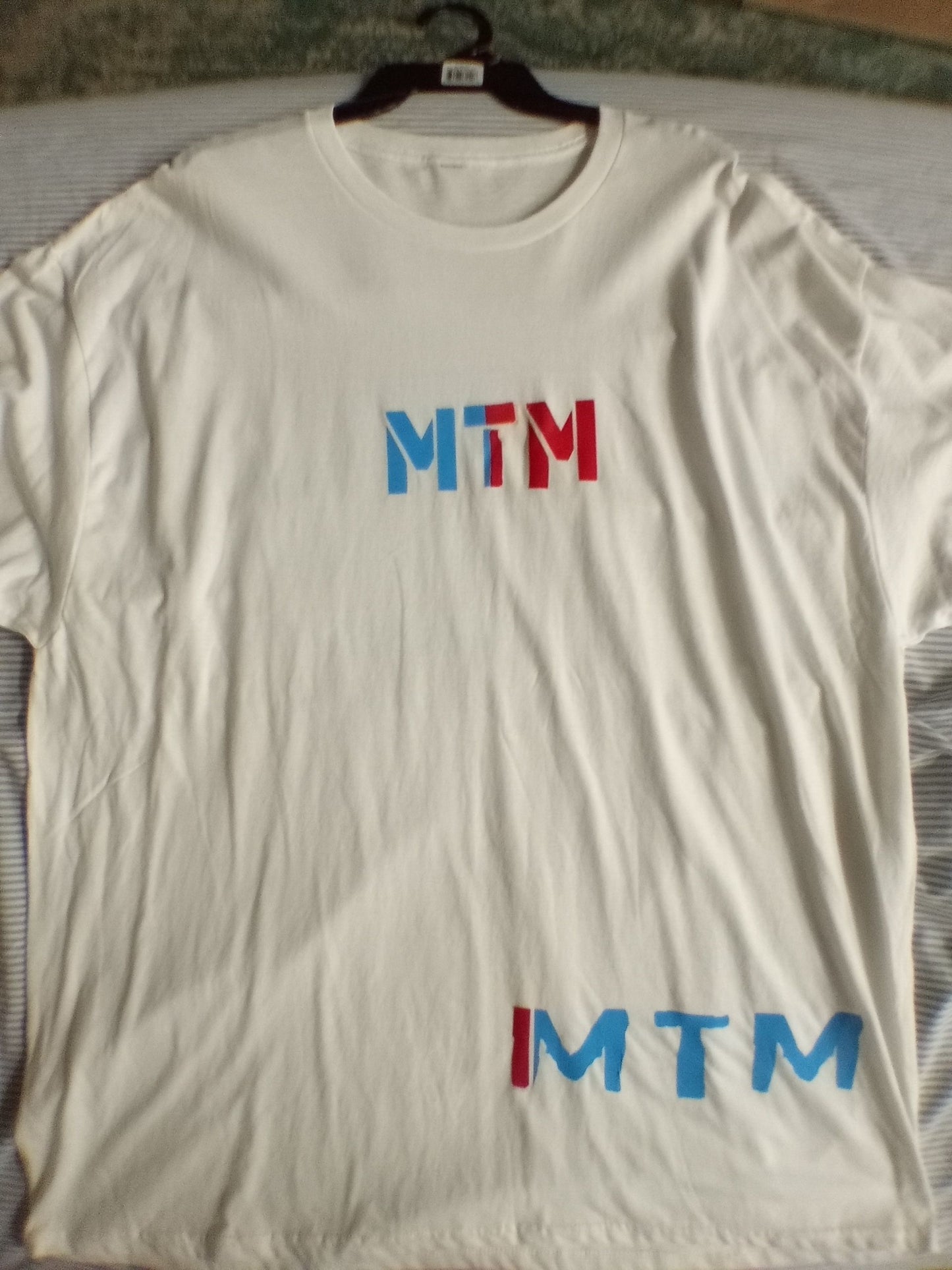 White Short sleeve