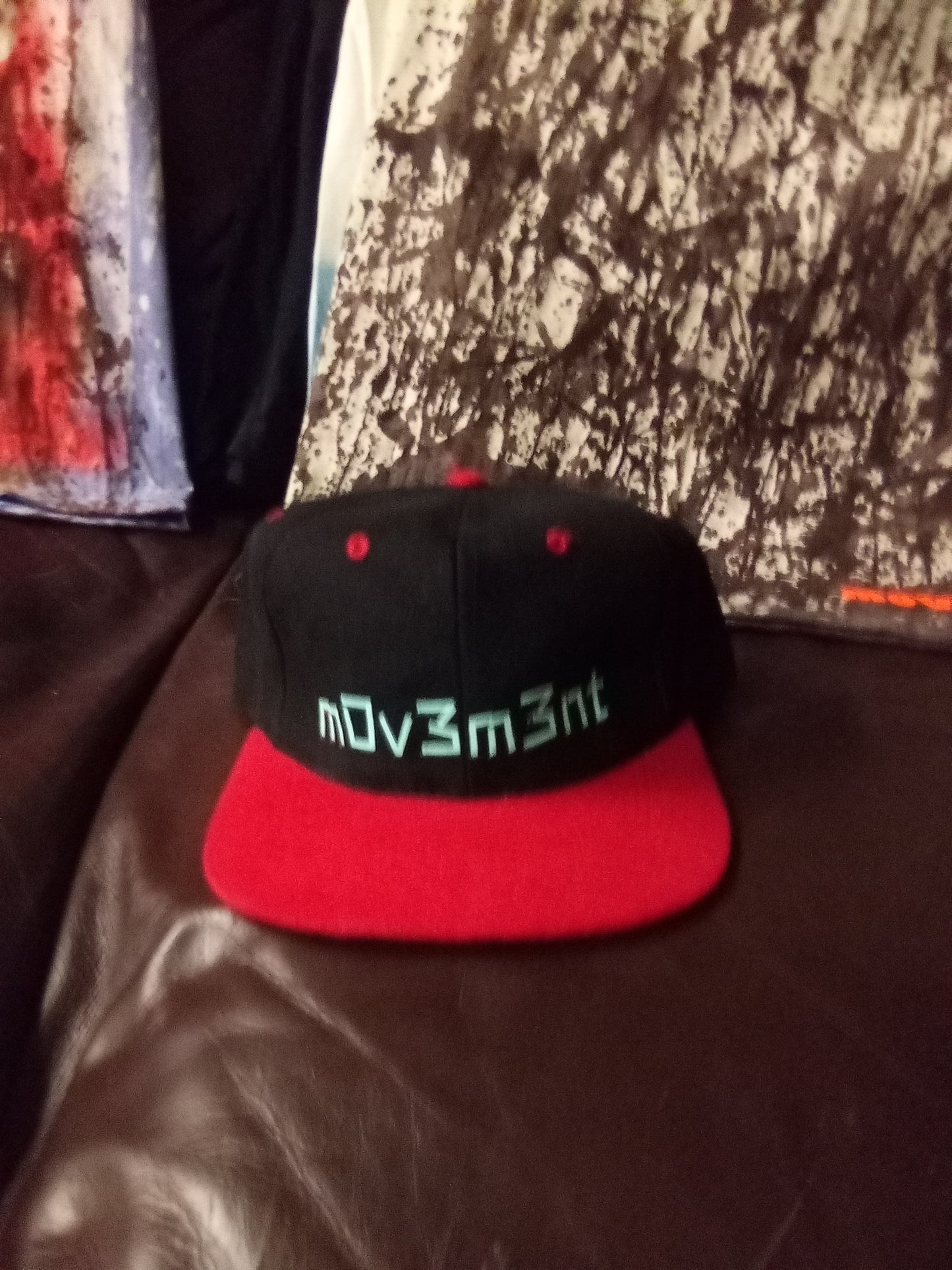 Black red flat brim adjustable clip hat